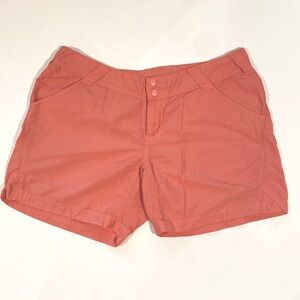 Columbia Women’s Large Coral Shorts Omni Shade